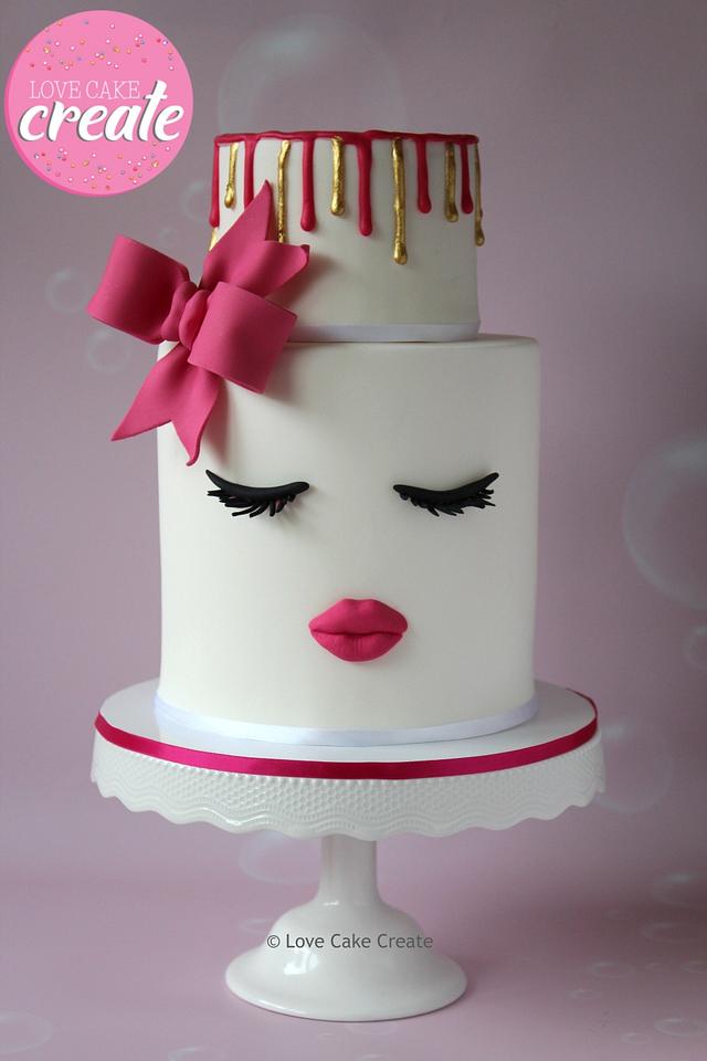 Lips and Lashes Cake 