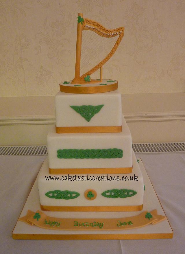 Traditional Irish Music Birthday Favour Cake