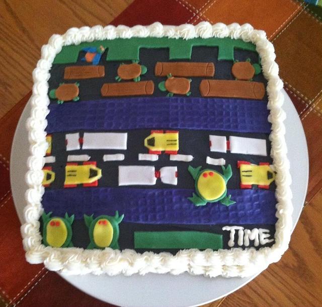 Frogger - Decorated Cake By Miranda Murphy - Cakesdecor