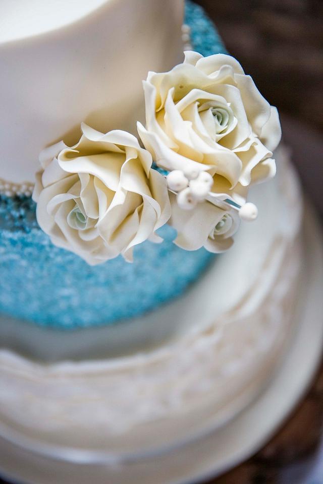 professional shots of wedding cake