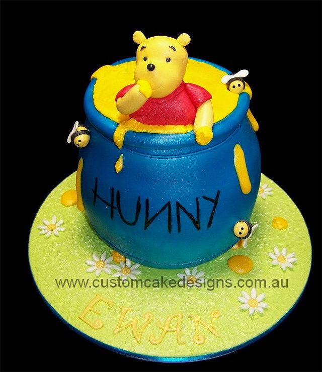 Winnie The Pooh Cake with photo 5