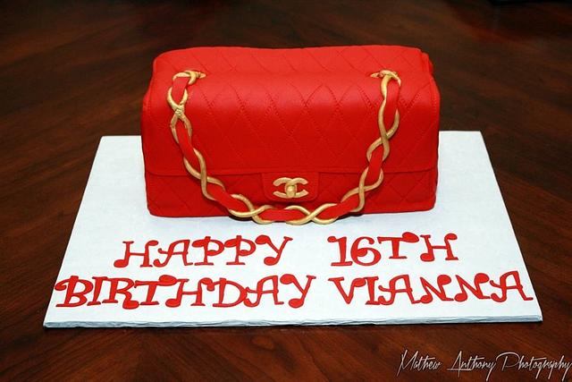 Chanel purse birthday cake - Decorated Cake by Delightful - CakesDecor