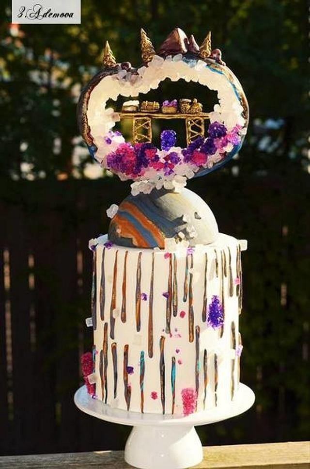 Geode cake - Decorated Cake by More_Sugar - CakesDecor