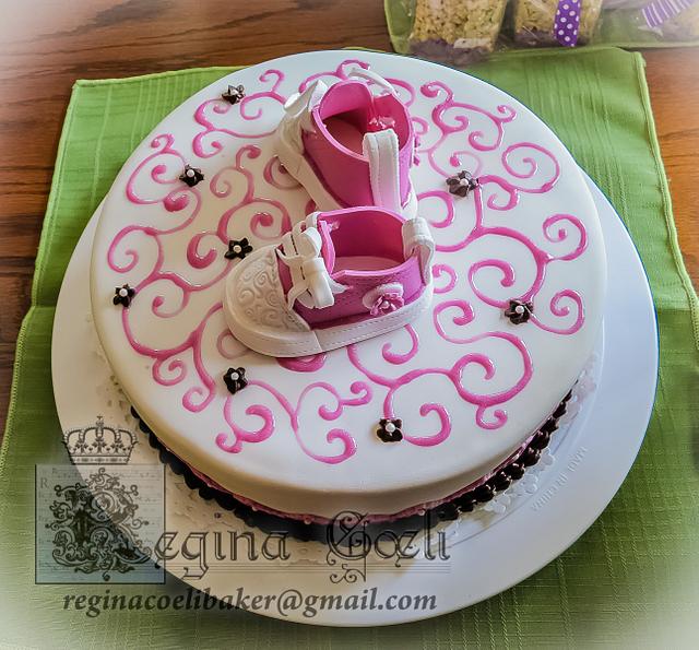 pink converse cake