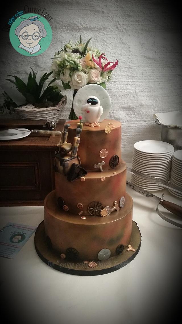 Wall- E and Eve wedding cake - Decorated Cake by - CakesDecor