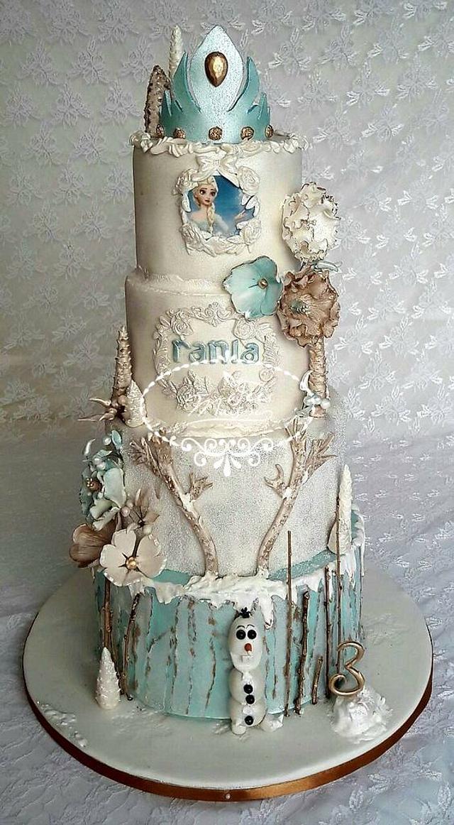 FROZEN CAKE - Decorated Cake by Fées Maison (AHMADI) - CakesDecor