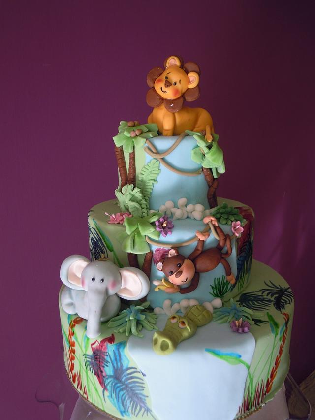 jungle mess - Decorated Cake by Caterina Fabrizi - CakesDecor