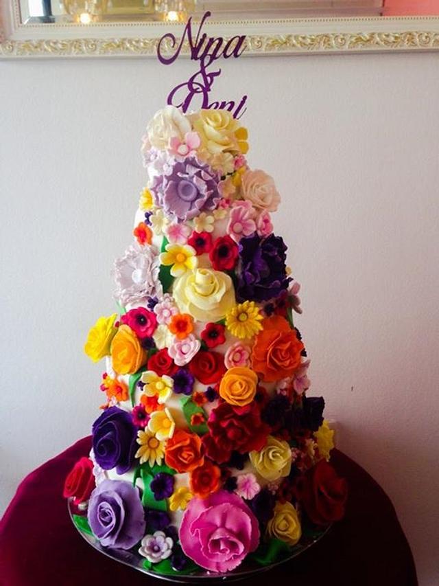 Rose&lace wedding cake - cake by Mocart DH - CakesDecor