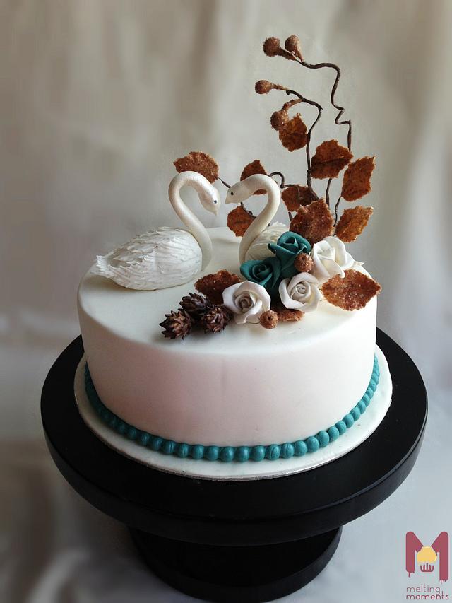 Swans & Roses - Decorated Cake by Melting Moments - CakesDecor