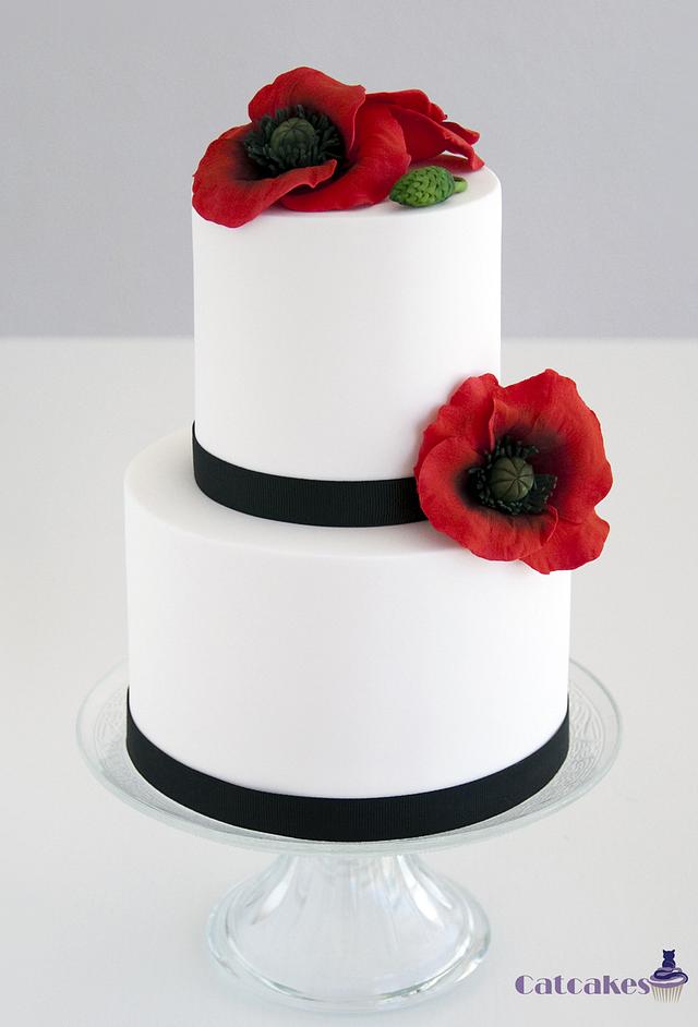 Poppy cake Cake by Catcakes CakesDecor Poppy cake Cake by Catcakes CakesDecor