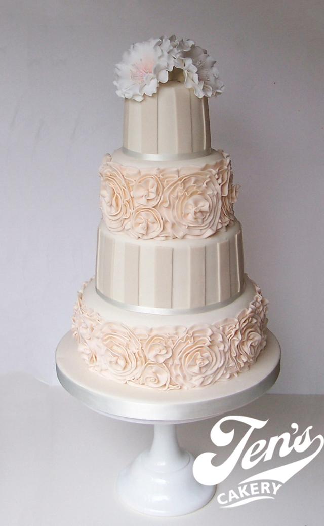 Emily Decorated Cake By Jens Cakery Cakesdecor 6265