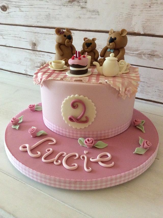 Teddies tea party - Decorated Cake by Anna Caroline Cake - CakesDecor