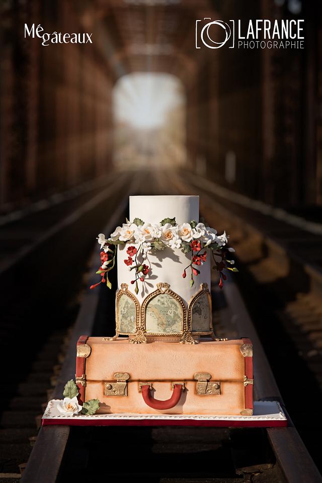 Vintage train wedding cake