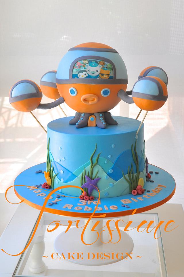 The Octopod Cake - Cake by Tortissime Cake Design - CakesDecor