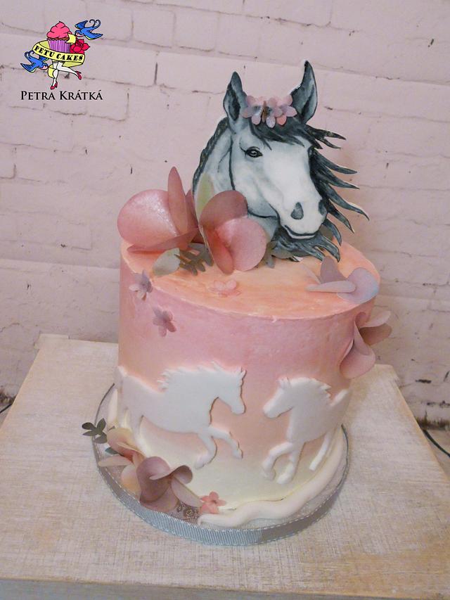 Horses - Cake by Petra Krátká (Petu Cakes) - CakesDecor