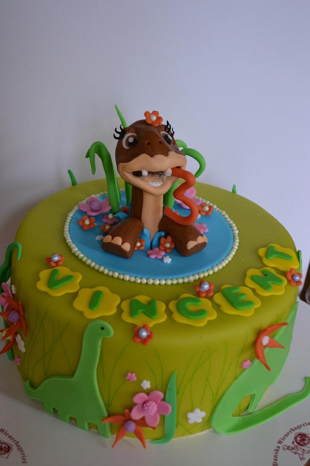 Dinosaurecake, Littlefoot - Decorated Cake by - CakesDecor