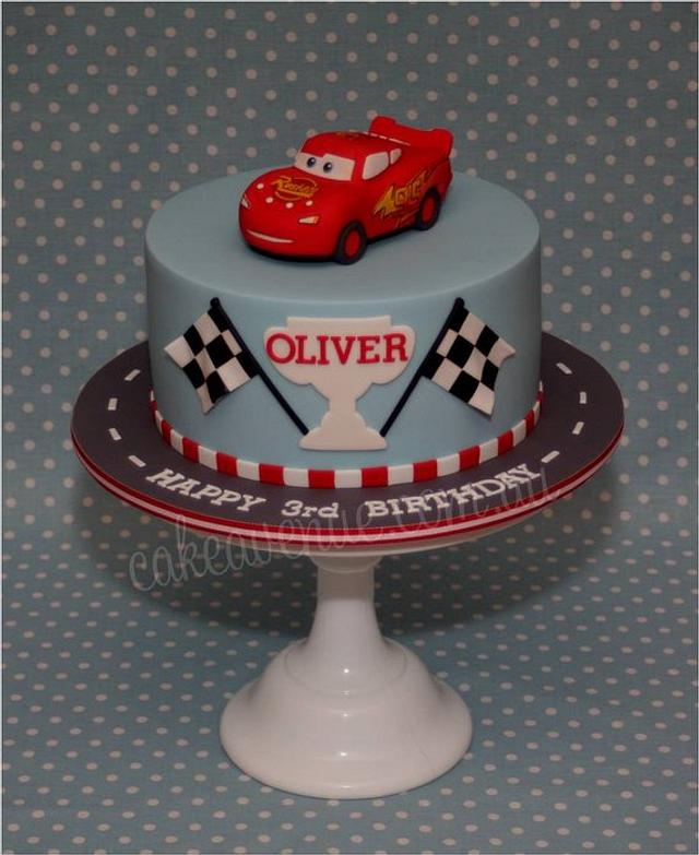 Lightning McQueen - cake by CakeAvenue - CakesDecor