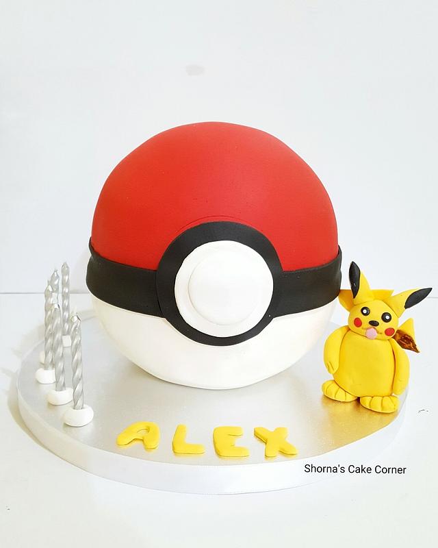 A Pokemon Go ball  Cake 