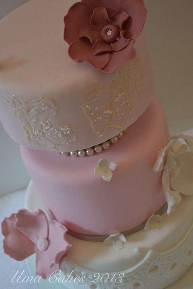 Wedding Cake: Pink white & grey - Cake by Daba1 - CakesDecor