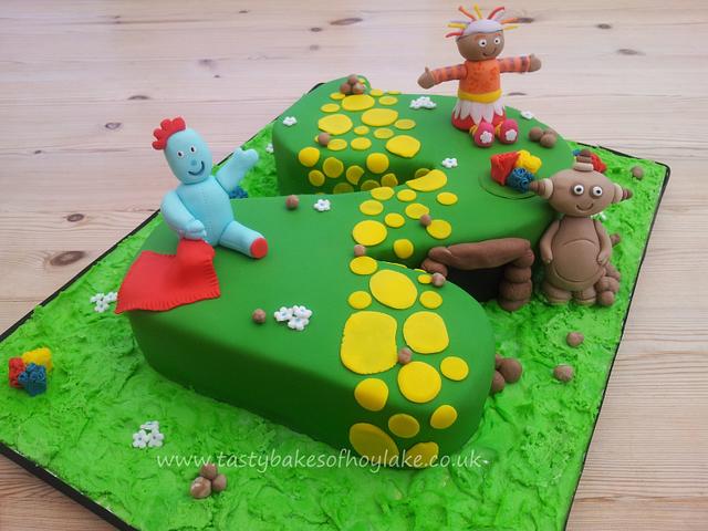 Grace's Party Cakes - ITNG CAKE WITH IGGLE PIGGLE AND NINKY NONK (12