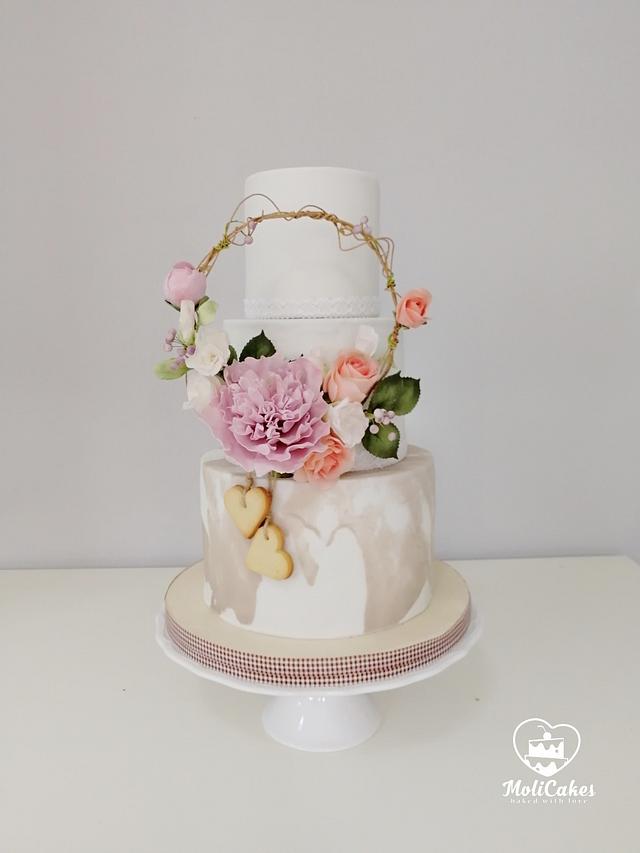 Wedding cake - Decorated Cake by MOLI Cakes - CakesDecor