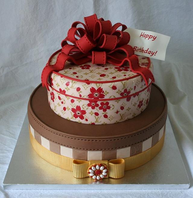 Louis Vuitton cake - Cake by Tamara - CakesDecor