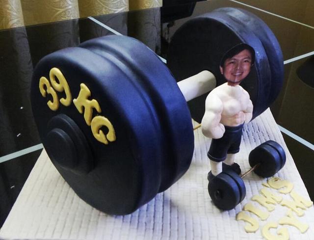 With video] Cheap 2kg cast iron dumbbell cake 20 | Shopee Singapore