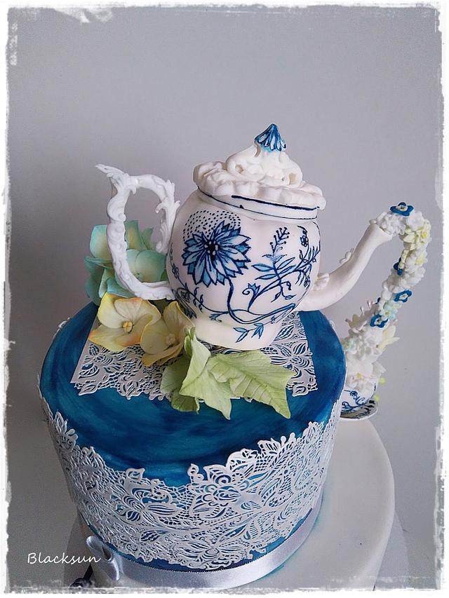 Flowering tea set