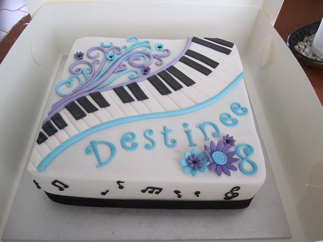 Destinee's cake