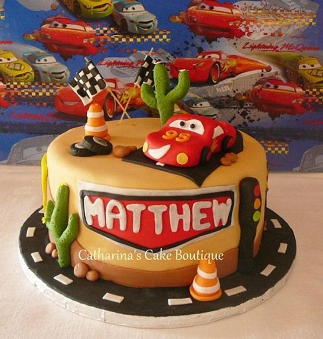 Lighting Mcqueen cake - Cake by Catharinascakes - CakesDecor