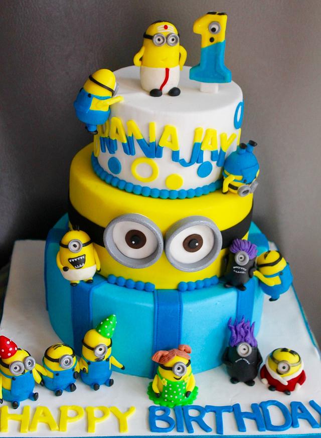 Minions Theme Cake - Decorated Cake by MiaTorteCakes - CakesDecor