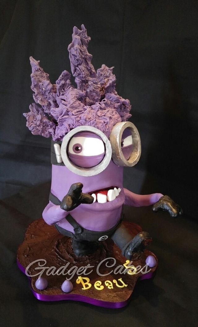 flat purple minion cake
