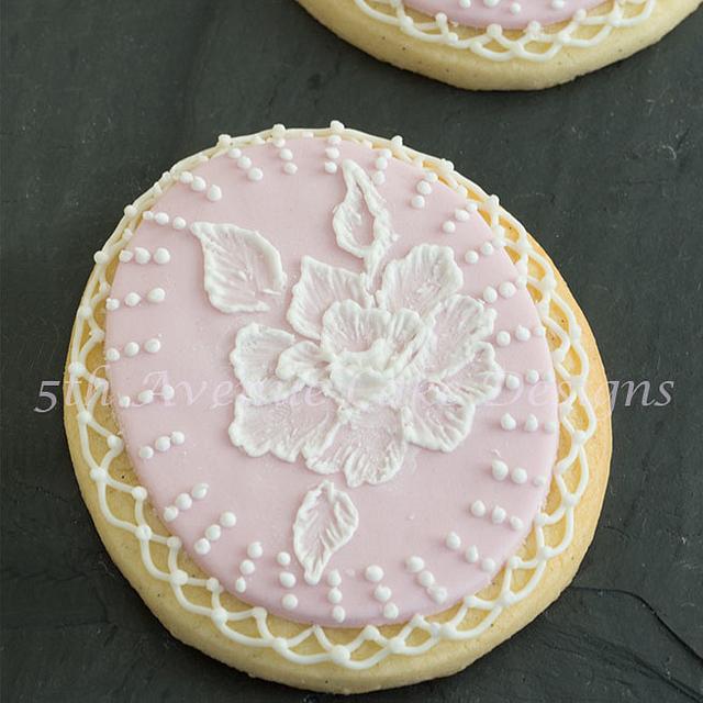 Advanced Brush Embroidery Bridal Cookies