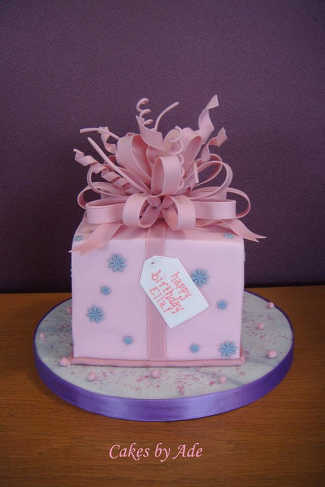 Purple bow and quilted birthday cake | Jenny Wenny | Flickr