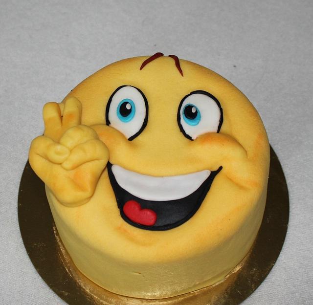 emoticon Decorated Cake by Anka CakesDecor