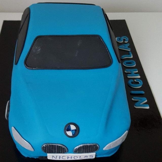 BMW car cake BMW lovers 💙💙 Blue amazing car cake 💙🖤💙 | Car cake, Bmw,  Car themes