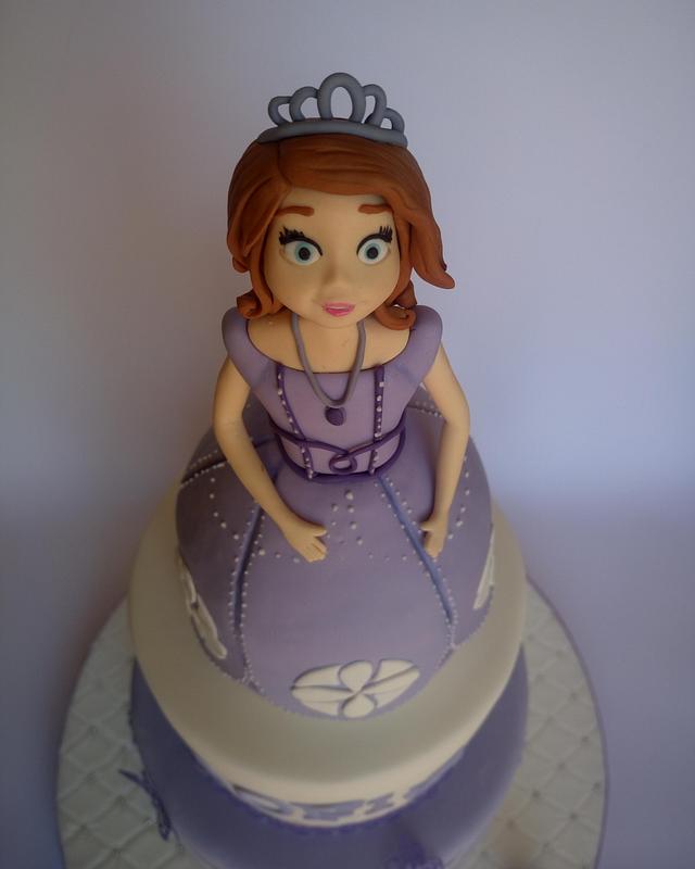Sofia Princess Cake Cake By Mariana Frascella Cakesdecor 