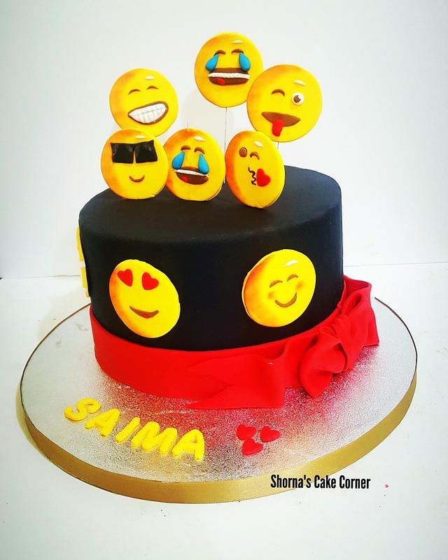 Emoji cake - Cake by Shorna's Cake Corner - CakesDecor