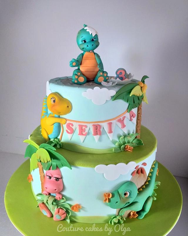 Dino's family - Decorated Cake by Couture cakes by Olga - CakesDecor