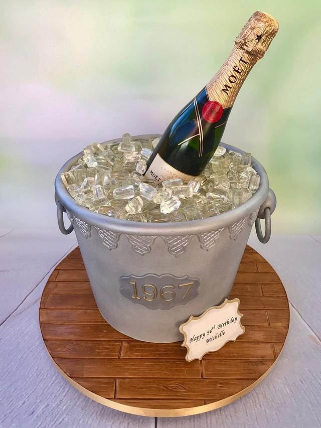 Cake-Shaped Ice Buckets : champagne ice bucket