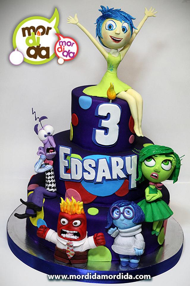 Intensamente / Inside Out - Decorated Cake by Daniela - CakesDecor