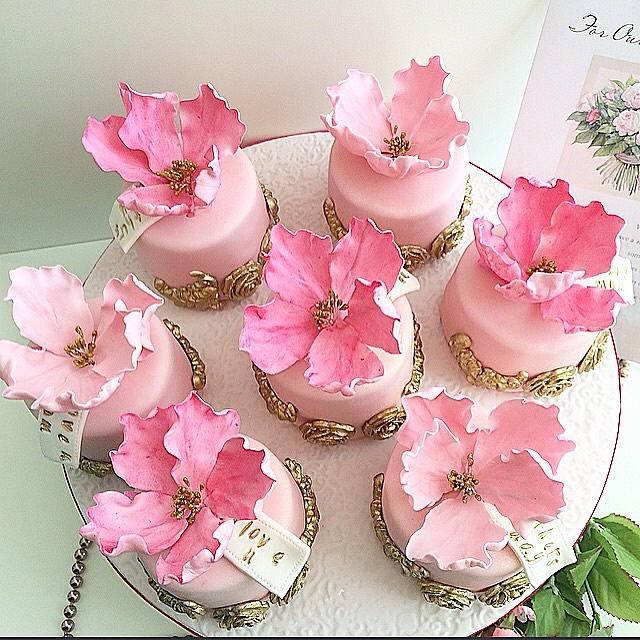 Gorgeous Mini Cakes - Cake by Shafaq's Bake House - CakesDecor