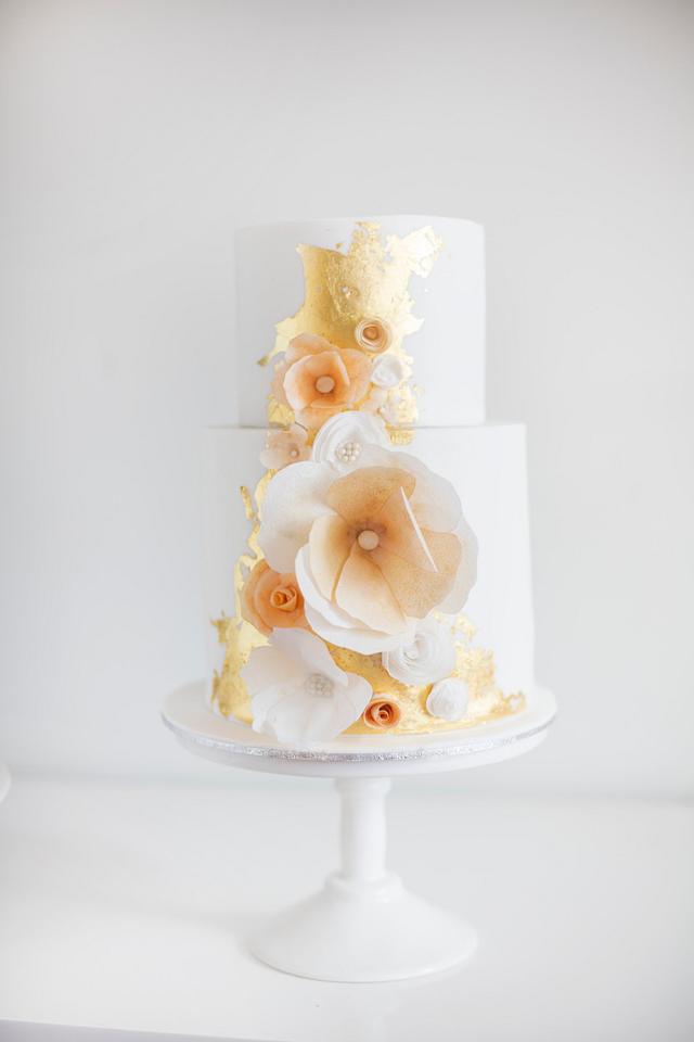 Gold, Peach & Ivory Wedding Cake - cake by Sweet Bakes - CakesDecor