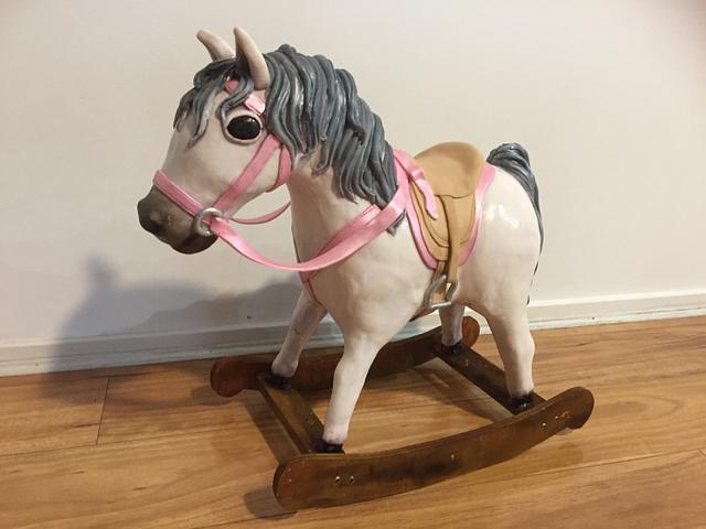 Rocking Horse - Decorated Cake by Elke Potter - CakesDecor