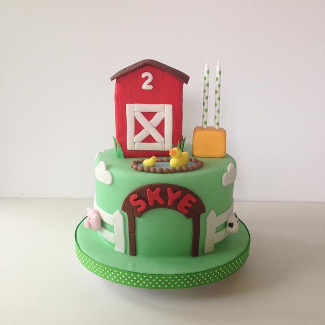 Barn Birthday Cake - Decorated Cake by funni - CakesDecor