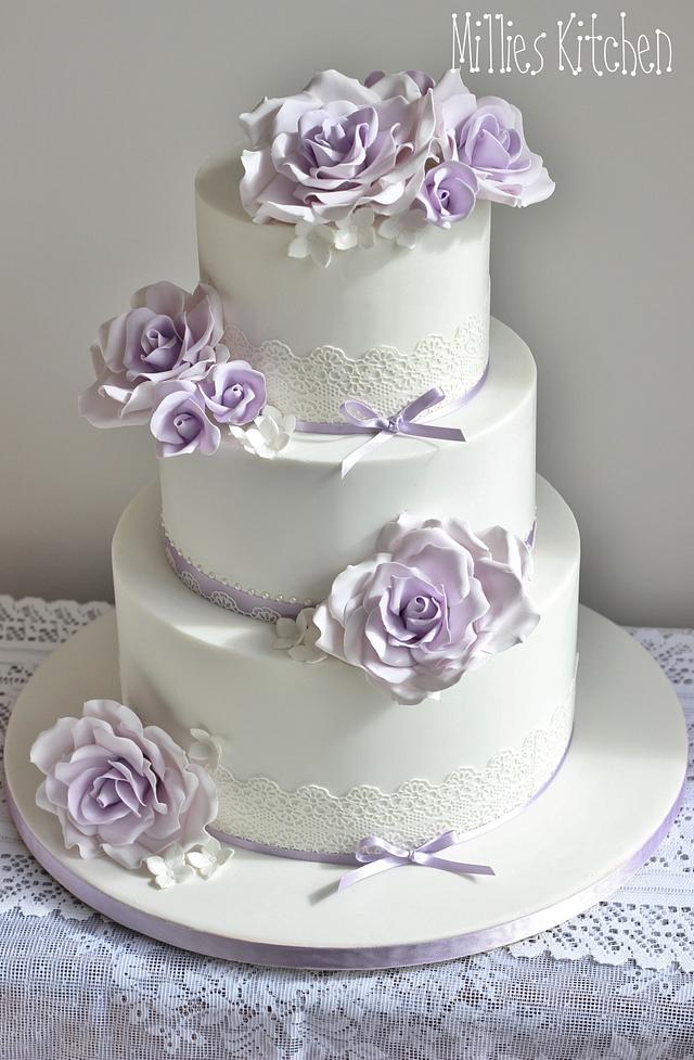 Lavender Elegance - Decorated Cake by Emily - CakesDecor