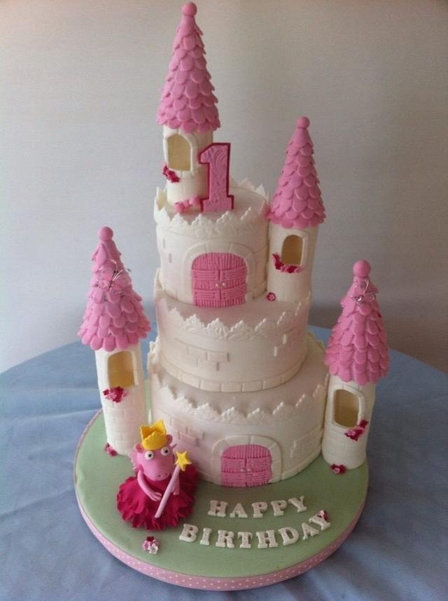 Princess peppa castle cake - Decorated Cake by Jesssox - CakesDecor