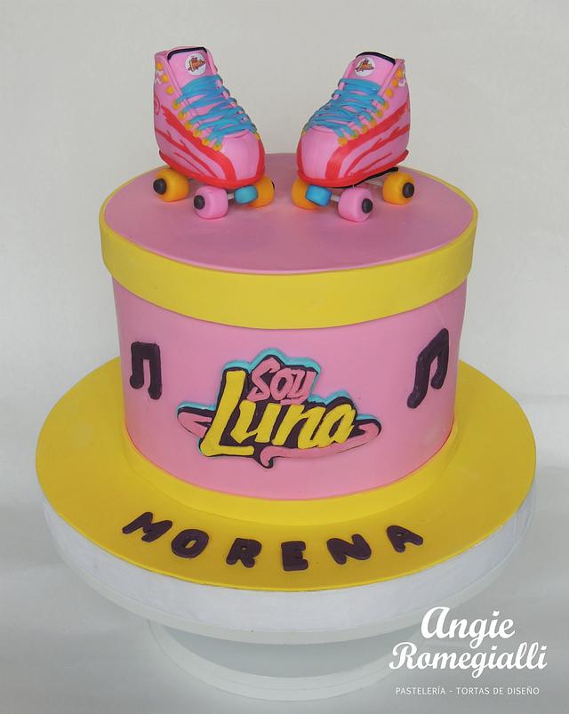 Soy Luna Cake - Decorated Cake by angieromegialli - CakesDecor