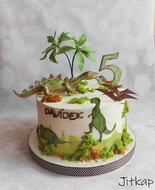 Dinosaurs cake - Decorated Cake by Jitkap - CakesDecor