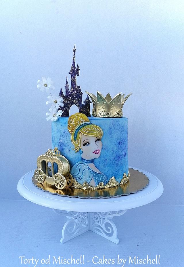 Cinderella Decorated Cake by Mischell CakesDecor